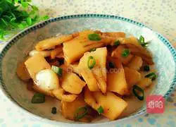 Illustration of braised spring bamboo shoots in oil 10