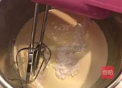 Illustration of how to make fruit layer cake 9