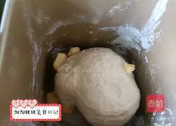 Illustration of making wool ball bread 4