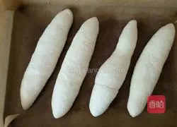 Illustration of how to make French bread 9