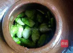 Illustration of how to make kimchi at home 4