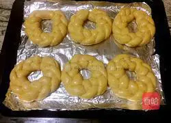 Illustration of how to make garland bread 16