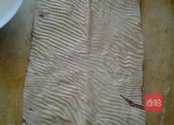 Illustration of how to make loose meat 3