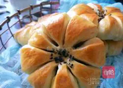 Illustration of how to make flower bean paste bread 20