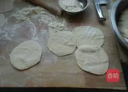 Illustration of how to make rapeseed, tofu and shrimp buns 7