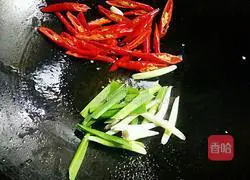 Illustration of how to make spicy beef intestines 13