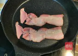 Illustration of how to make bacon, lettuce and egg rolls 8