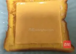 Illustration of how to make tuna bacon sandwich 1