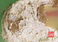 Illustration of how to make bean dregs cake 3