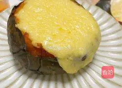 Waterfall Pumpkin Pizza Recipe Illustration 3