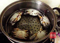 Illustration of how to make steamed swimming crabs 2