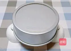 Illustration of how to make seaweed and meat floss cake 18