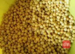 Illustration of how to make pea cake 2