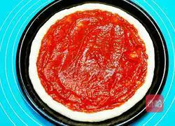 Illustration of how to make bacon and prawn pizza 10