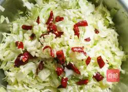 Illustration of how to make homemade kimchi 4