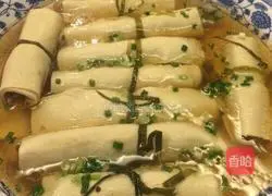 Illustration of how to make thousands of meat rolls 8