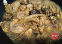 Recipe for Braised Chicken with Mushrooms and Yellow Potatoes Illustration 14