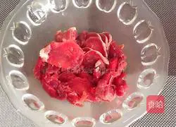 Illustration of steamed beef powder 8