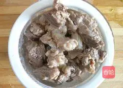 Illustration of Tomato Beef Stew 6