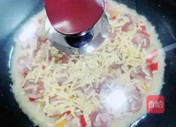 Sausage, potato and rice pizza (pan version) recipe 14