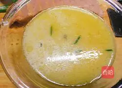 Illustration of how to make kimchi hot pot 7