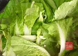 Illustration of how to make cabbage and tofu in clear soup 3