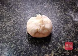 Illustration of how to make sesame candy heart thousand-layer pastry cake 14