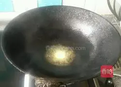 Illustration of how to make Italian hollow noodles 5