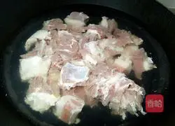 Illustration of how to cook mutton in clay pot 3