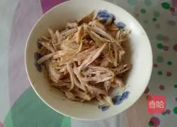 How to make braised noodles with shredded mushrooms and chicken Illustration 3