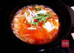 Illustration of how to make spicy cabbage and tofu soup with pork belly 10