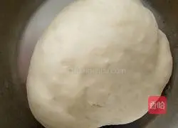 Illustration of how to make fruit pizza 5