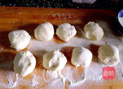 Illustration of how to make Roujiamo 20