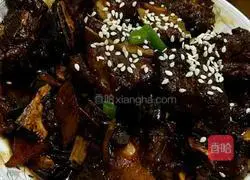 Illustration of how to make sweet and sour pork ribs (braised pork ribs) 9
