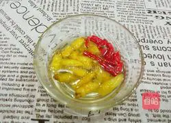 Illustration of how to make pickled pepper pig skin 6