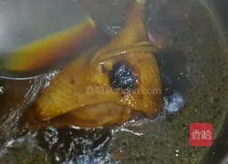 Illustration of how to make sauce duck 5