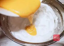 Illustration of how to make cartoon meat floss cake 8