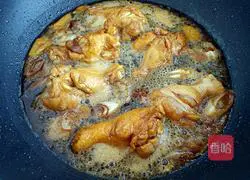 Illustration of how to make cola-braised chicken legs 8