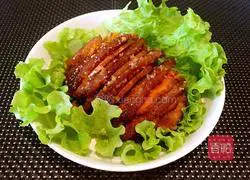 Illustration of how to make steamed pork with pumpkin rice flour 12