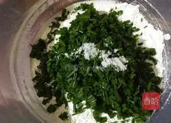 Hakka style - Illustration of how to make fried buckwheat cake 3