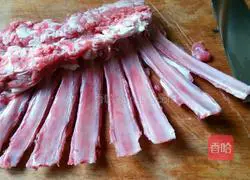 Illustration of how to make roasted lamb chops with thyme 3