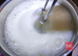 Illustration of how to make eight-inch heart-shaped chiffon cake 8