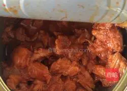 Illustration of how to make tuna and egg sandwich 4