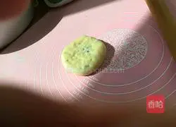 Illustration of making honey bean, seaweed and meat floss bread 7