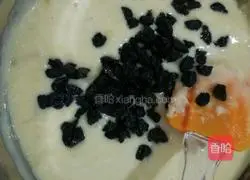 Grape Banana Muffin Recipe Illustration 5