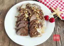 Illustration of how to make beef with sauce 5