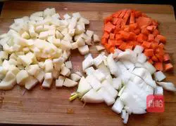 Pictures of how to make sausage pizza 4