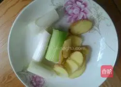 Illustration of how to make casserole fish head and frozen tofu pot 3