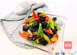 Illustration of how to make stir-fried beef jerky 8