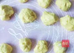 Illustration of how to make bear bread 5